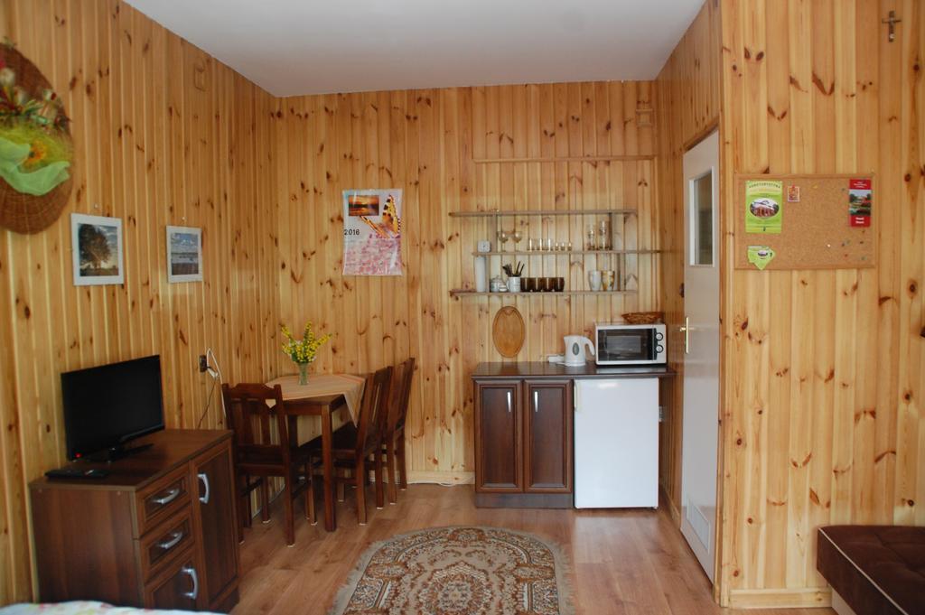 Agroturystyka Pod Swierkami Nadrybie Exteriér fotografie