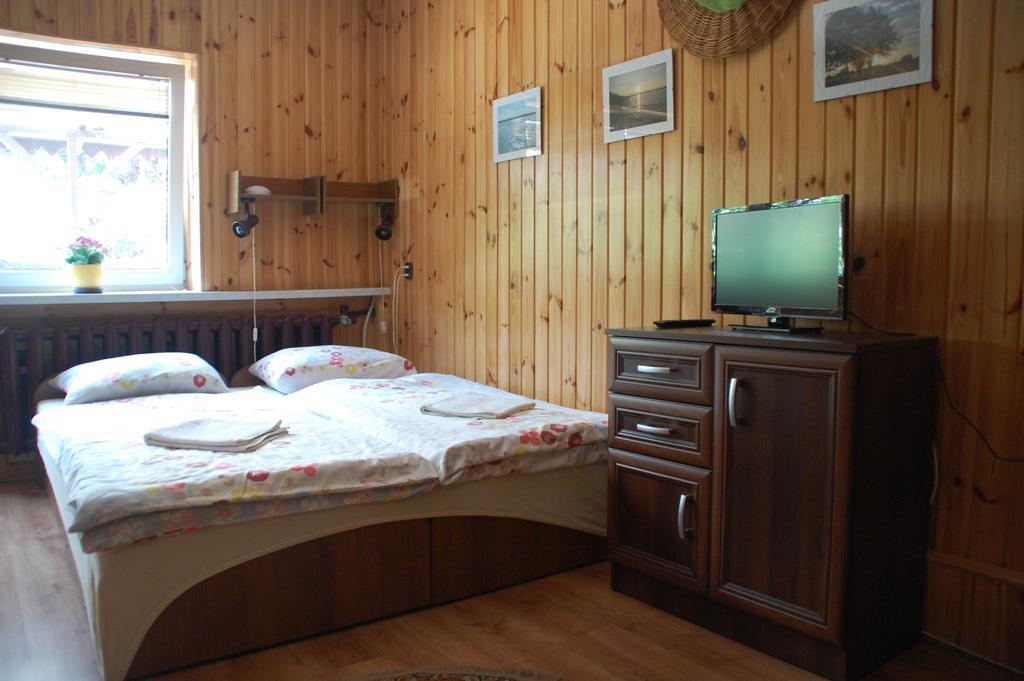 Agroturystyka Pod Swierkami Nadrybie Exteriér fotografie