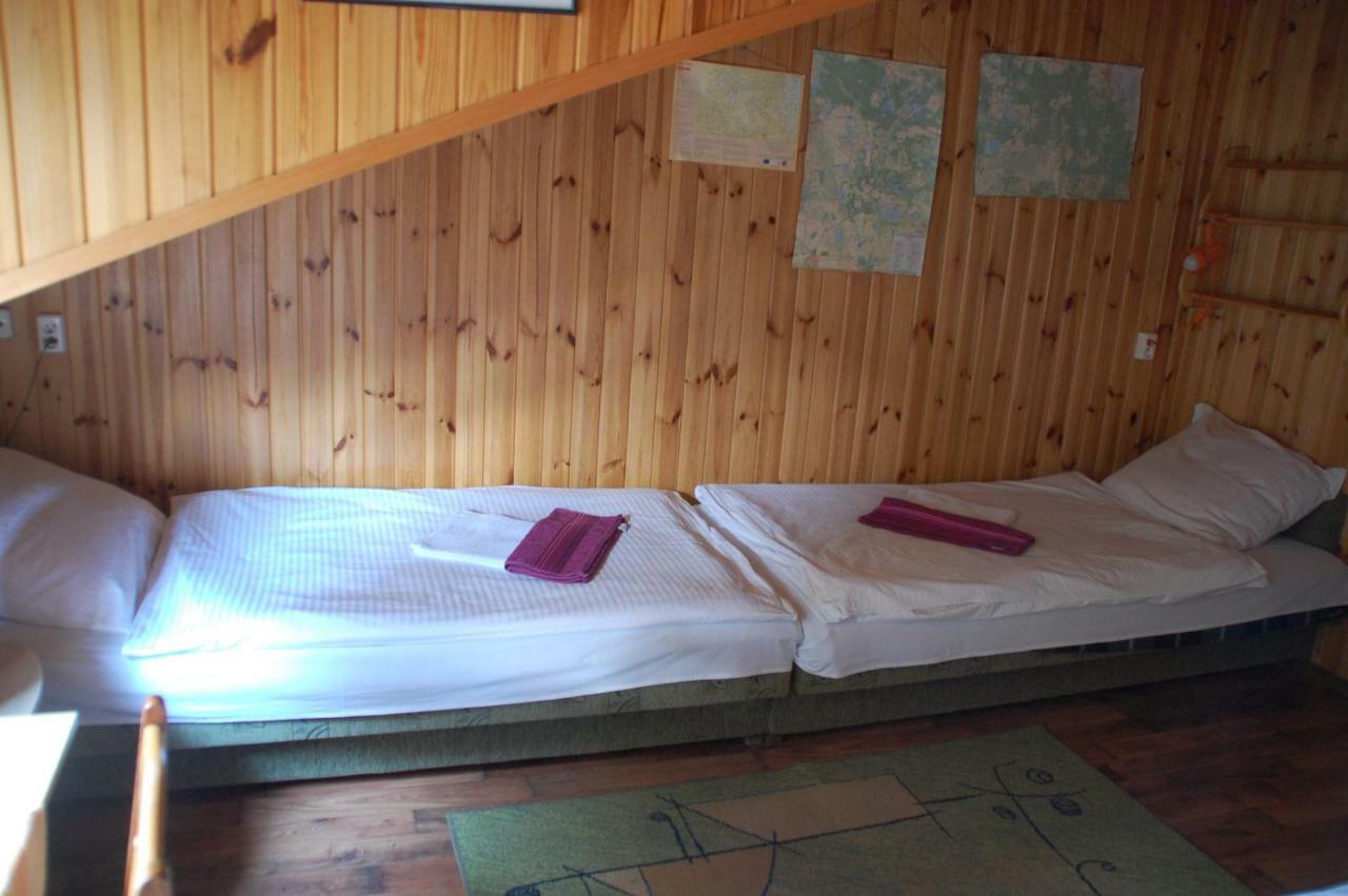 Agroturystyka Pod Swierkami Nadrybie Exteriér fotografie